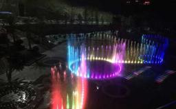贵州六盘水大型旱地音乐激光喷泉施工中