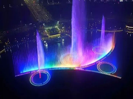 郑州双鹤湖中央公园大型音乐喷泉